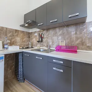 Апартаменты Zona, Пула